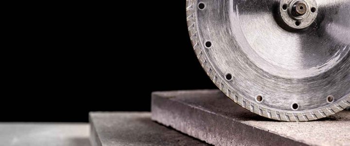 ניסור דלת בטון2